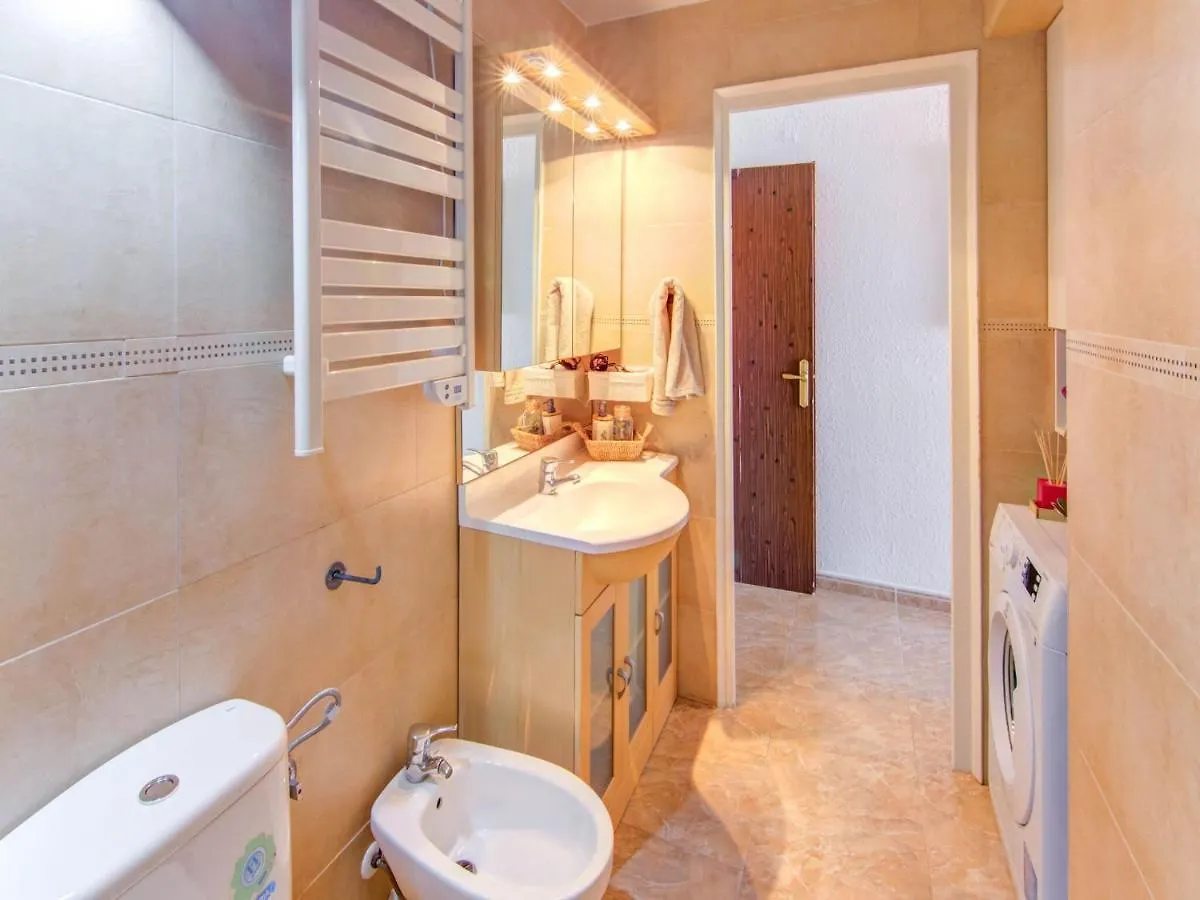 Belvilla By Oyo Apartment In יורט דה מאר